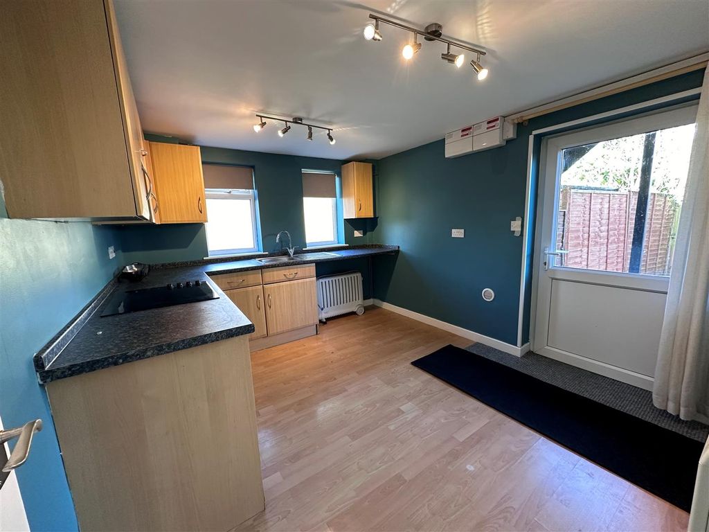 Property photo 3 of 9