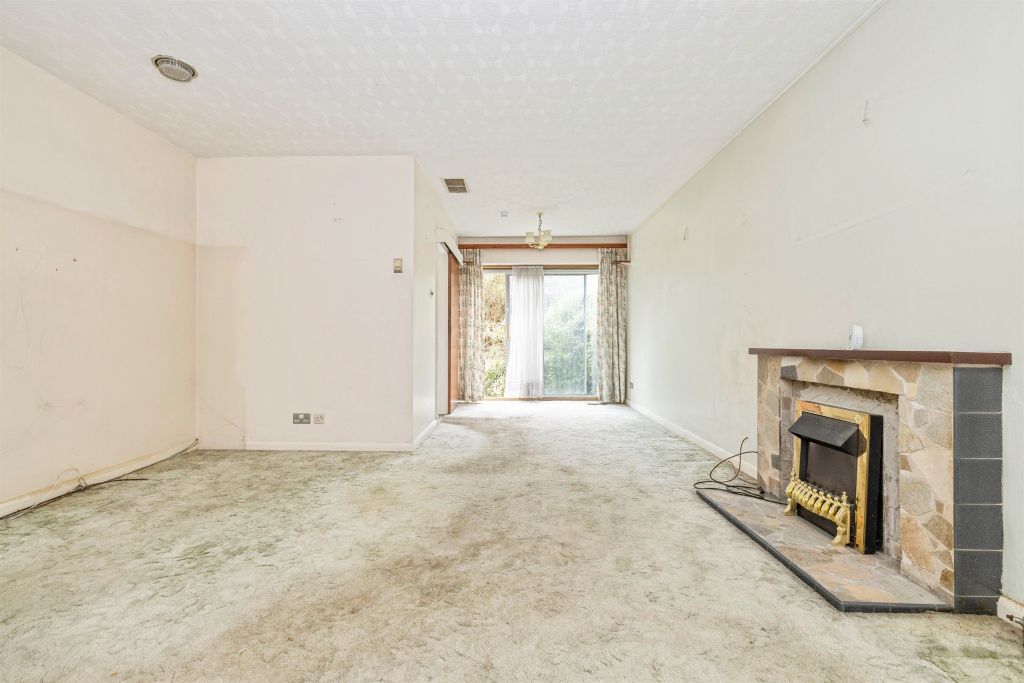 Property photo 2 of 44
