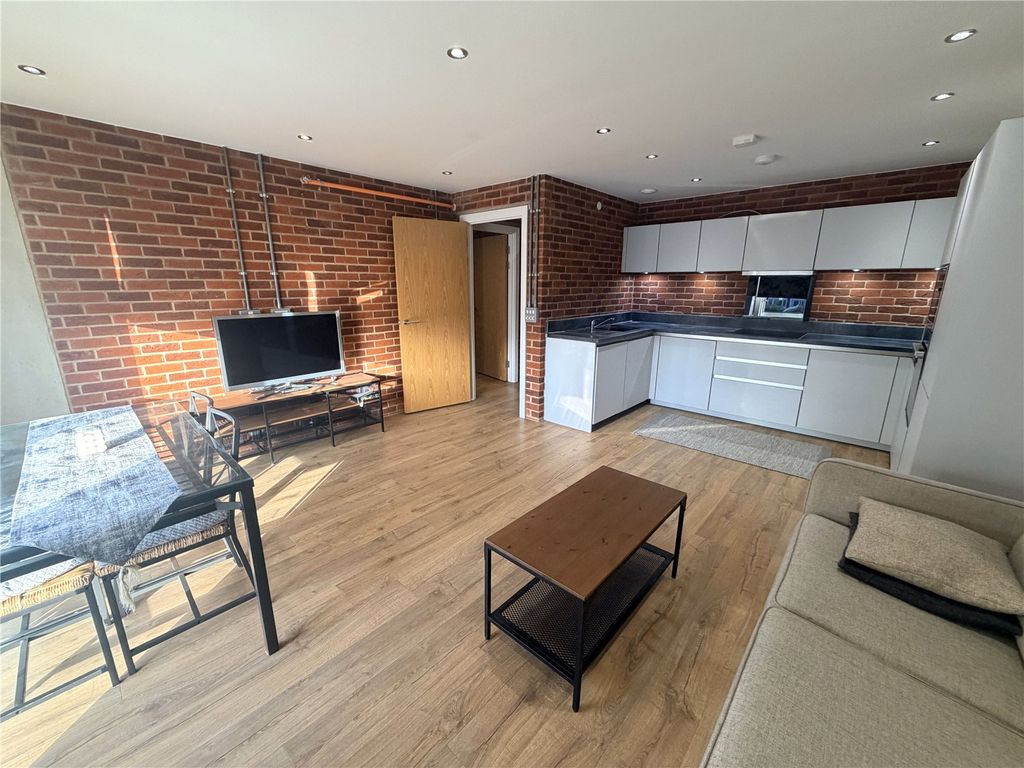 Property photo 3 of 18 Picture No. 22