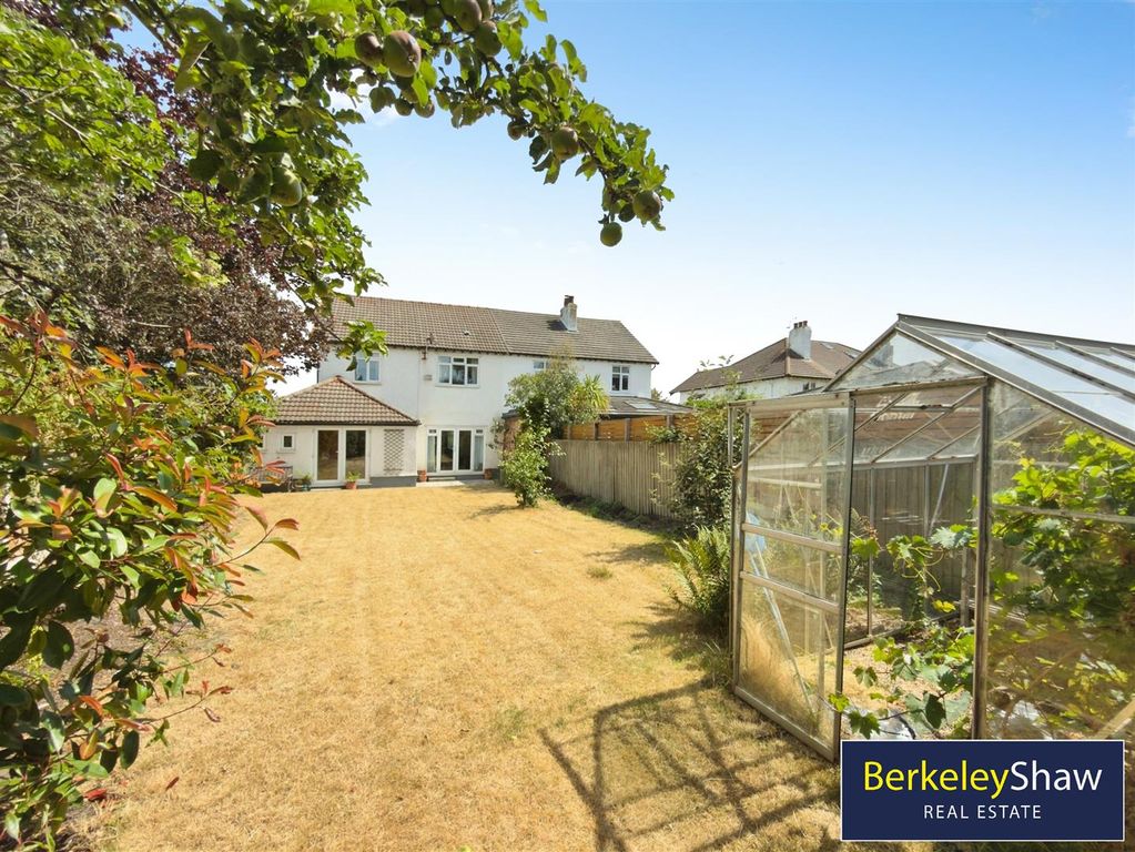 Property photo 2 of 27 Afef418A--4537-8D6F-554422119A7C-23202-000003437Da
