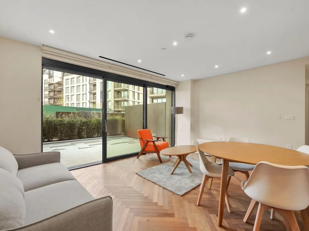 Property photo 3 of 10