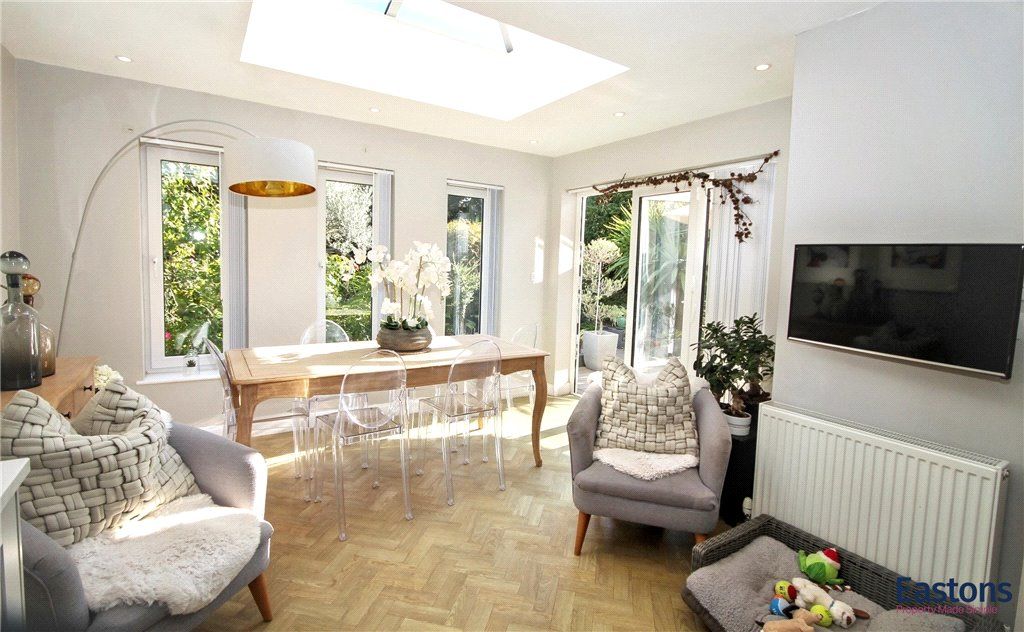 Property photo 2 of 44 Picture No. 25