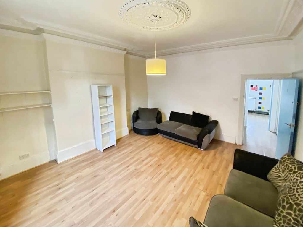 Property photo 3 of 22 Picture No. 42