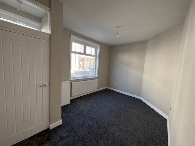 Property photo 2 of 8 Reception Room