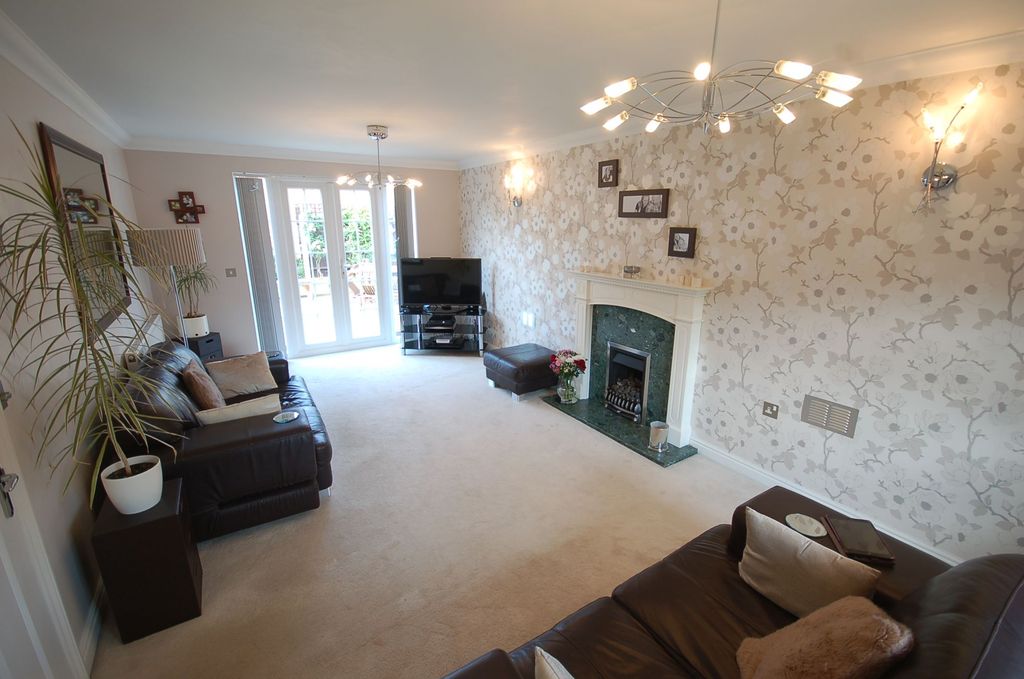 Property photo 3 of 7