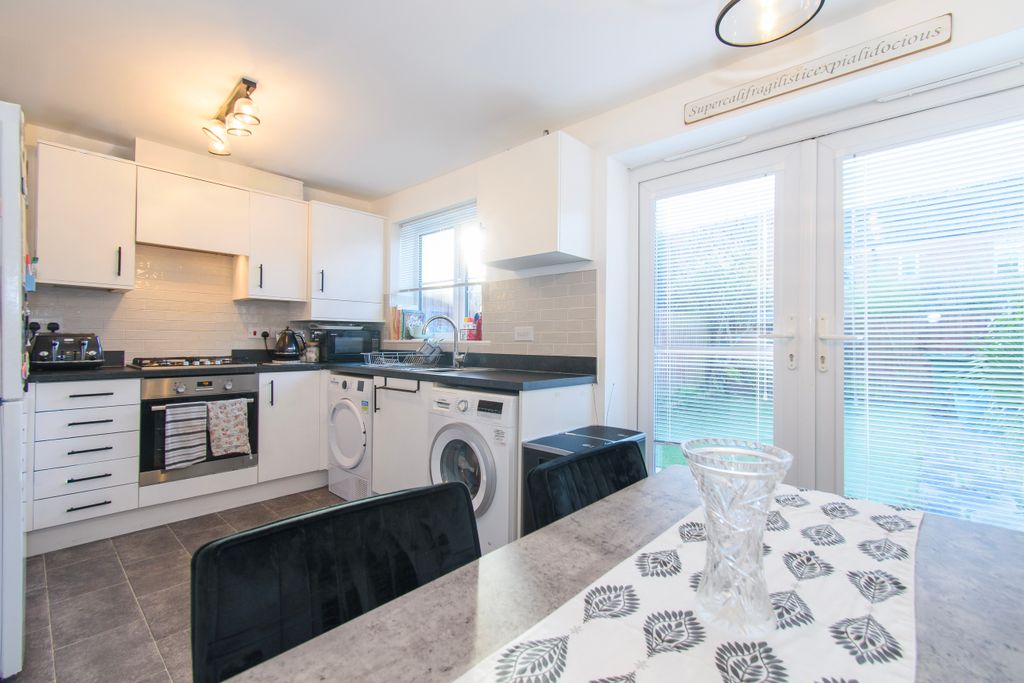 Property photo 3 of 18 Dsc_0525