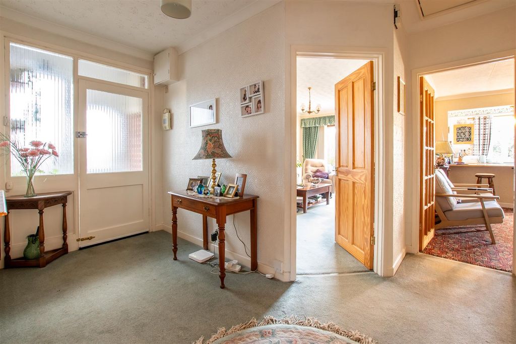 Property photo 3 of 18 Dsc_0073-Hdr.Jpg