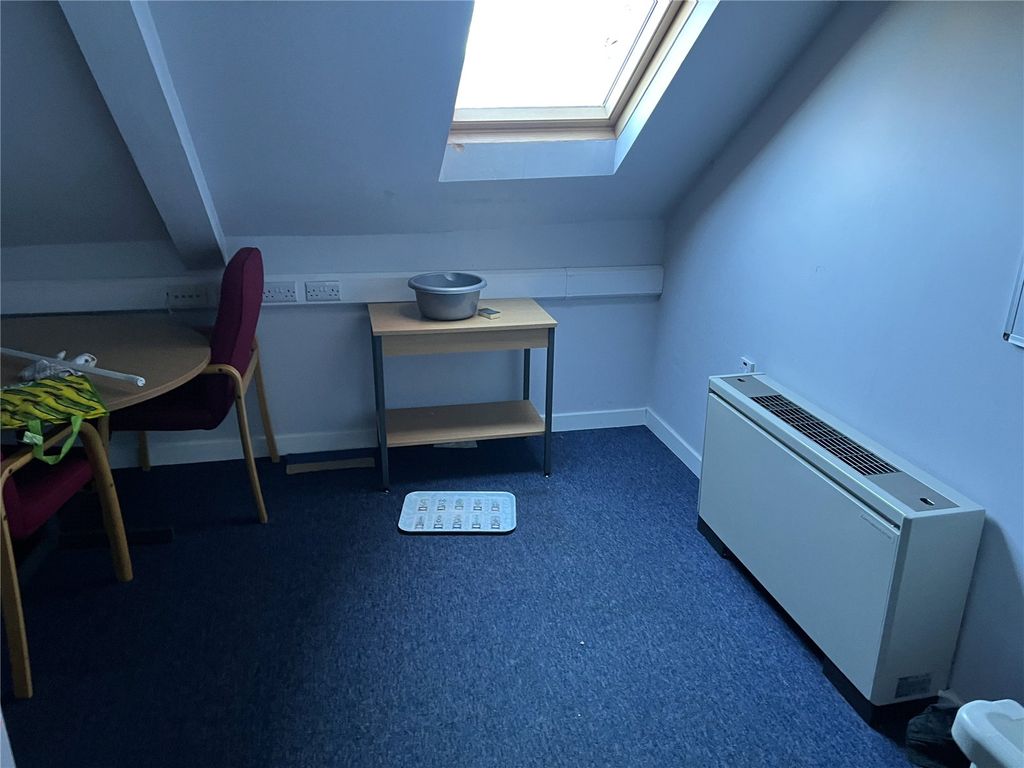 Property photo 2 of 3 Picture No. 02
