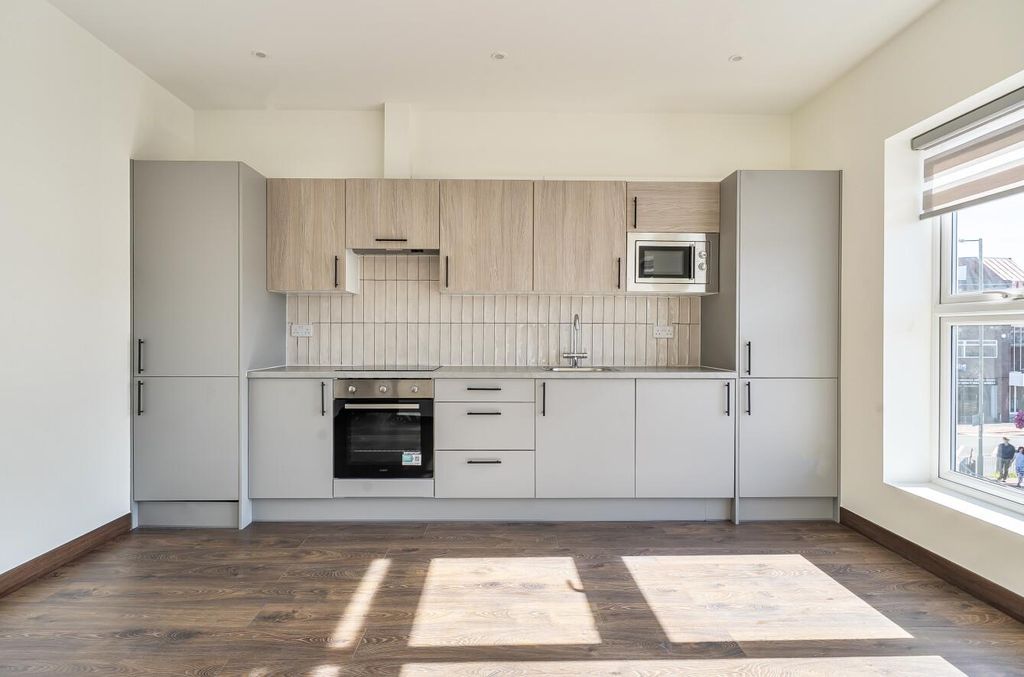 Property photo 2 of 19 1524032 (1).Jpg
