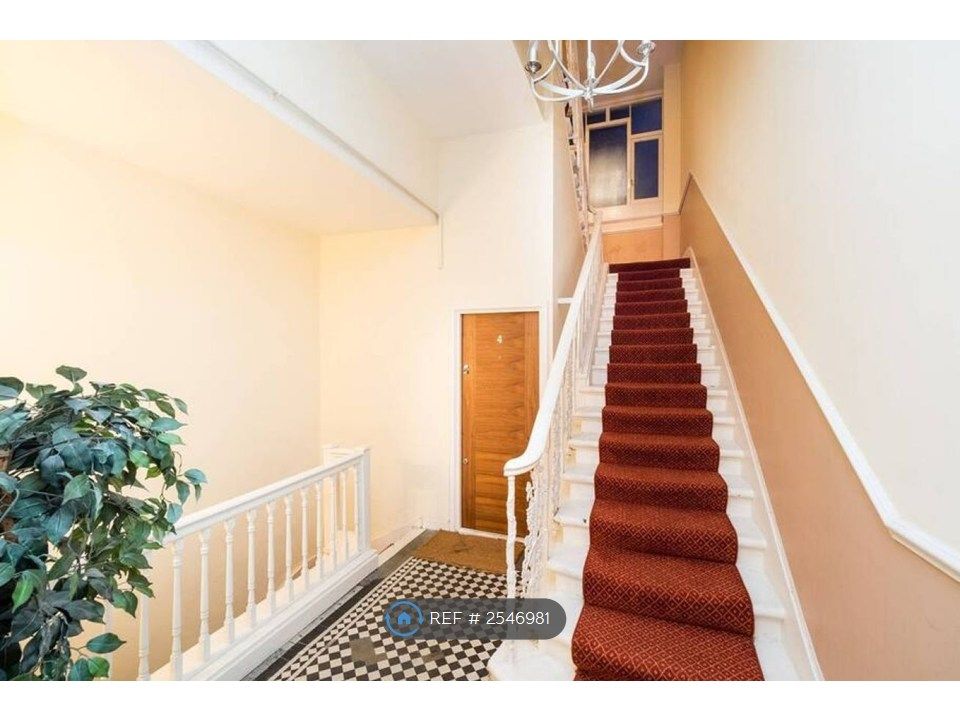Property photo 3 of 13 Communal Stairwell
