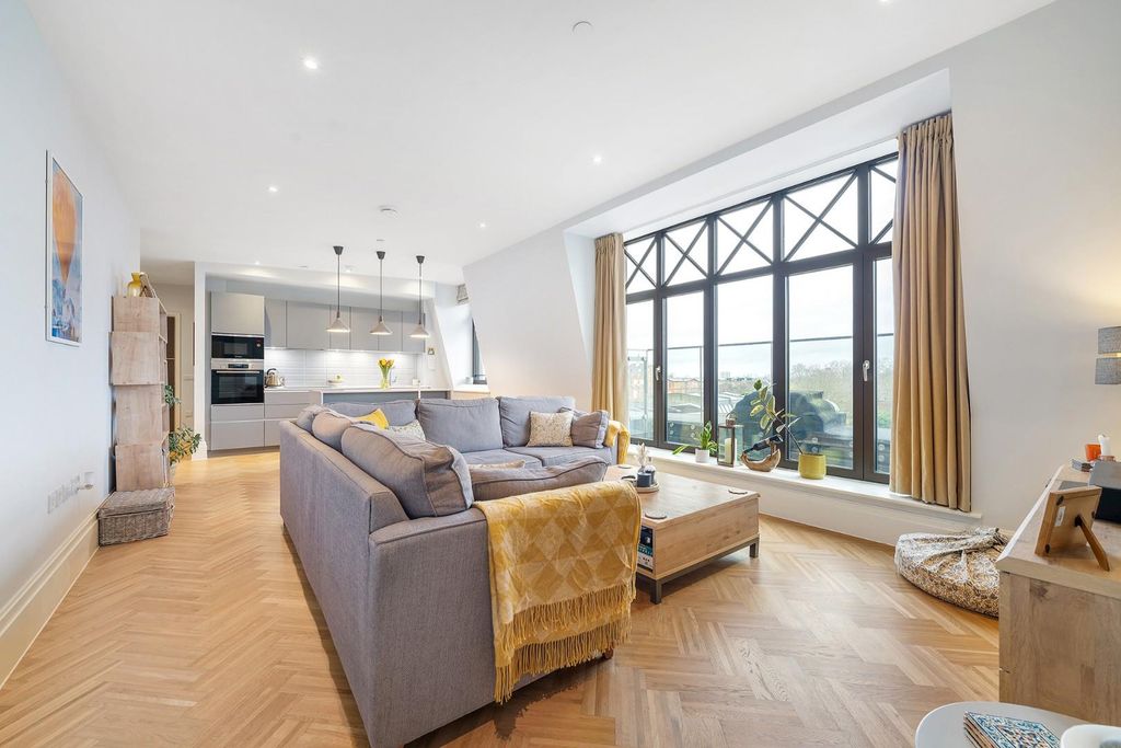 Property photo 1 of 17 Reception- Kitchen (7).Jpg