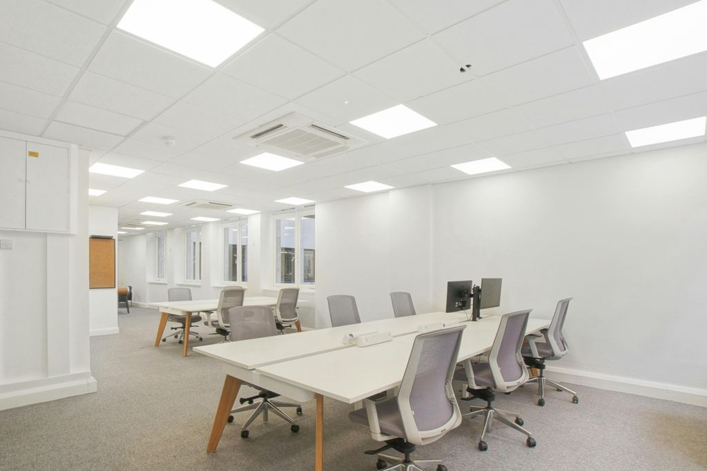 Property photo 1 of 7 Dsc06902.Jpg