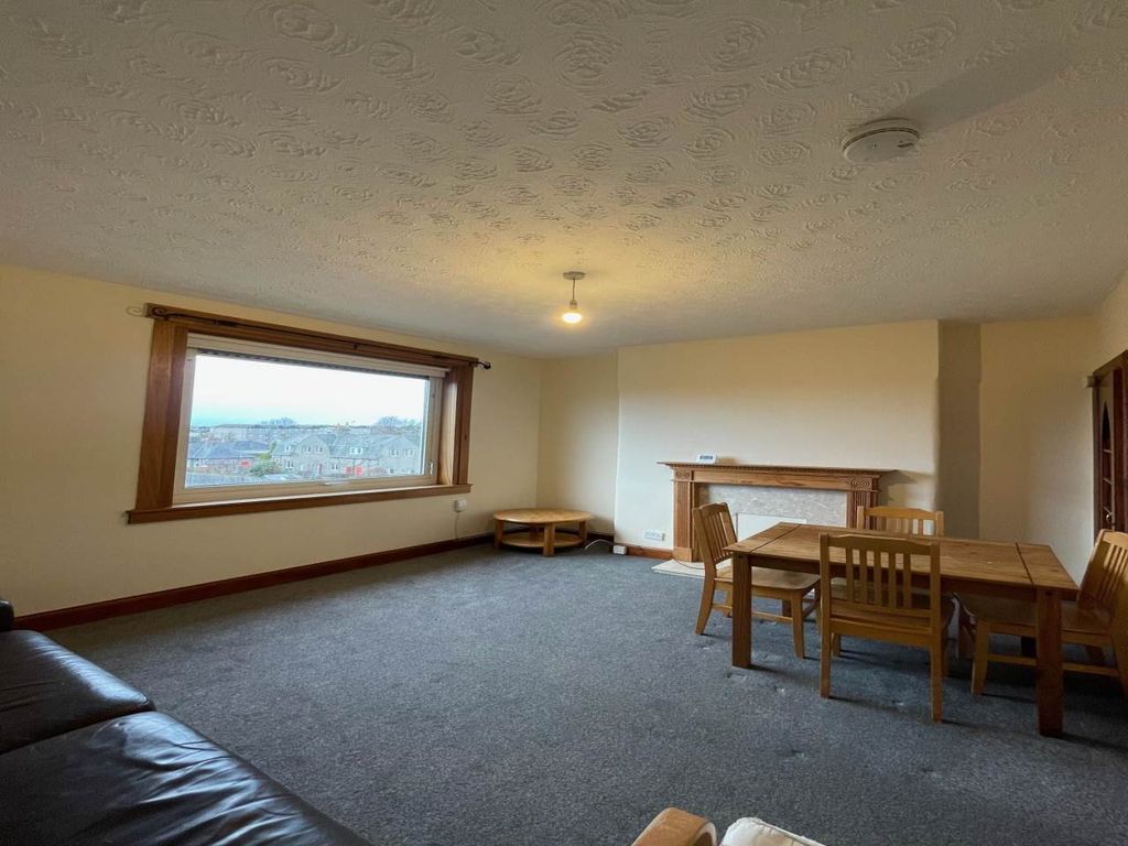 Property photo 2 of 7 Living Room 2