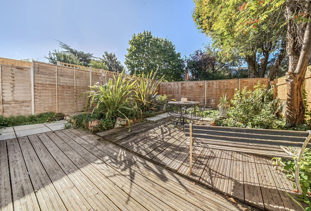 Property photo 3 of 16 1344490-11-68B020...