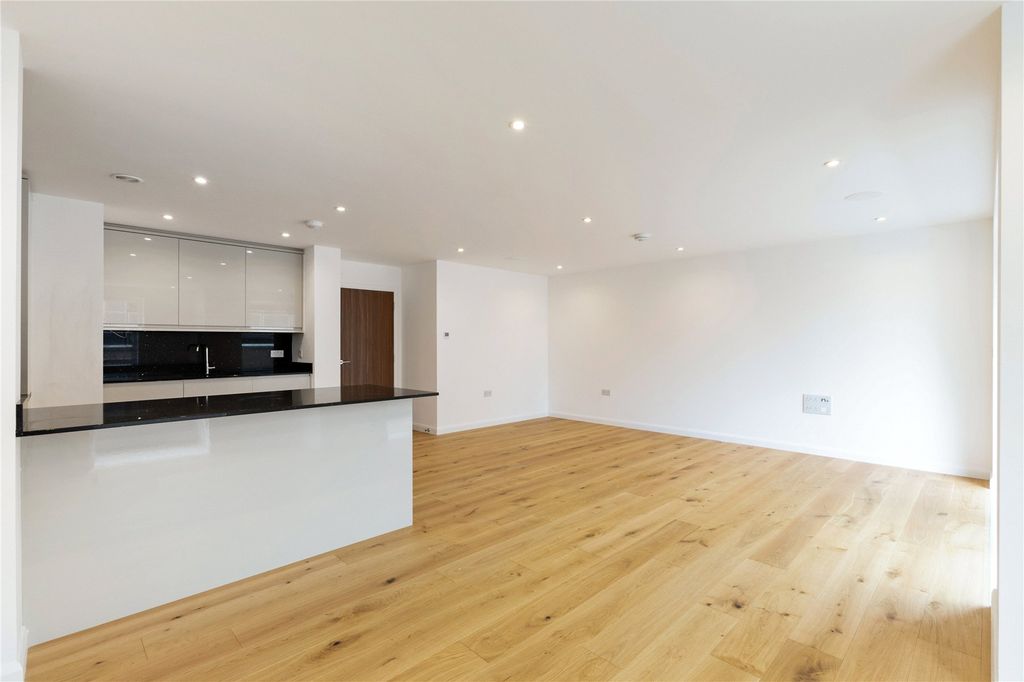 Property photo 3 of 27 Picture No. 06