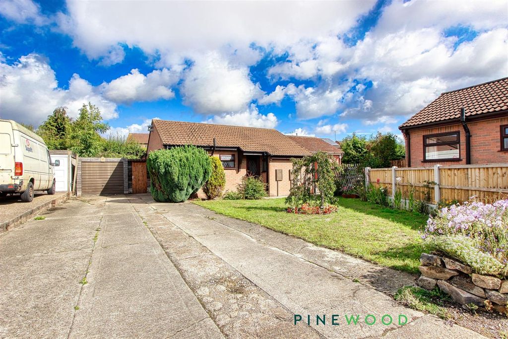 Property photo 1 of 27 Front
