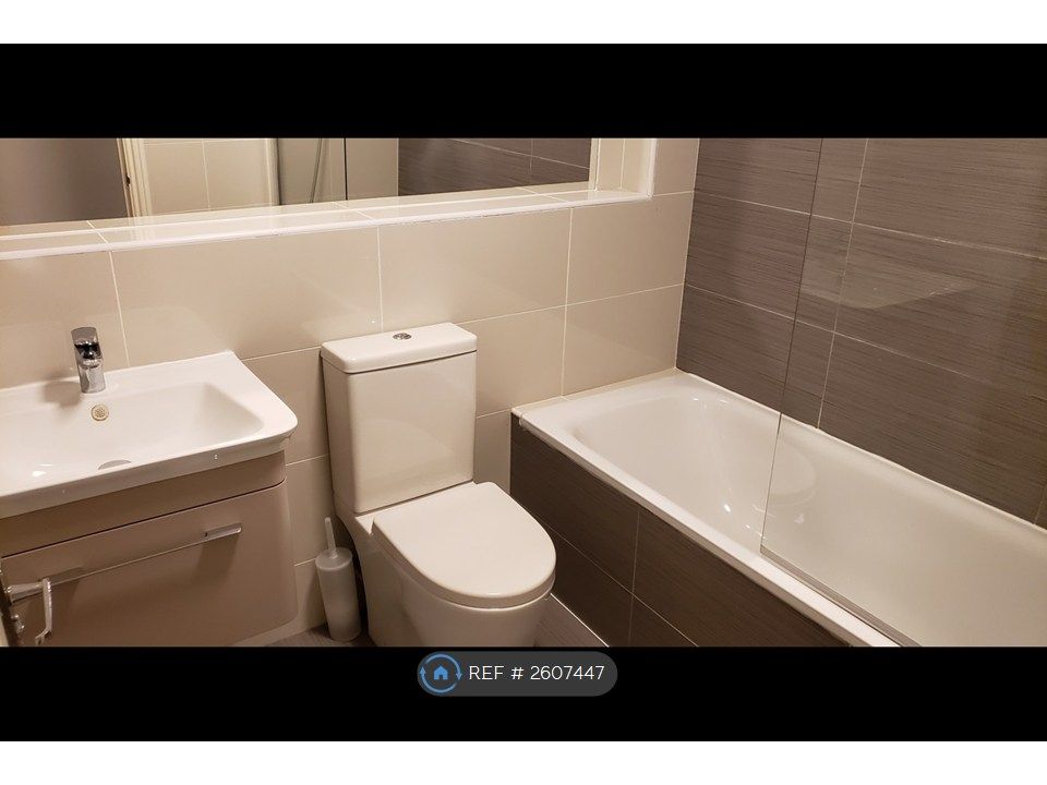 Property photo 2 of 5 Modern Bath/Shower