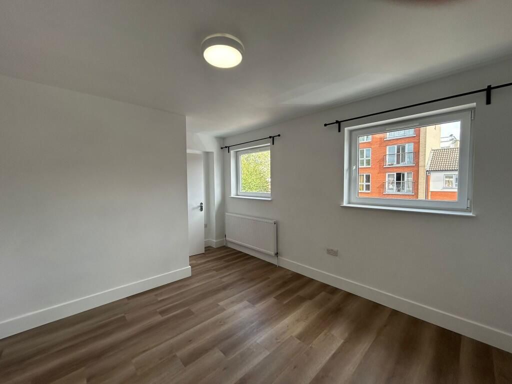 Property photo 1 of 4