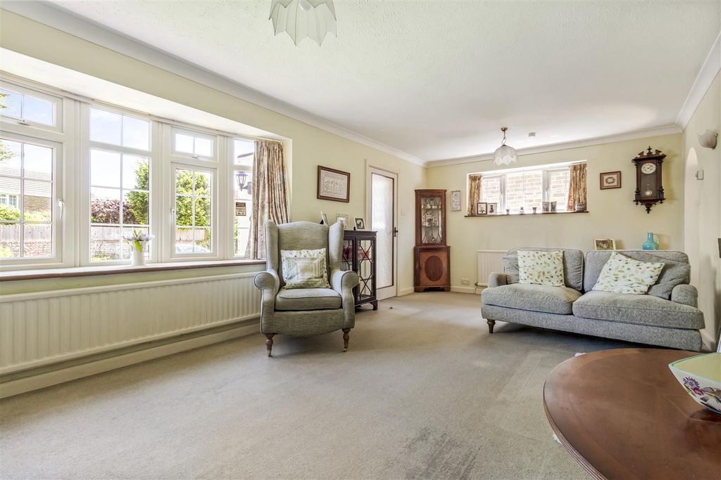 Property photo 2 of 22 6 Hangleton Grange-003.Jpg