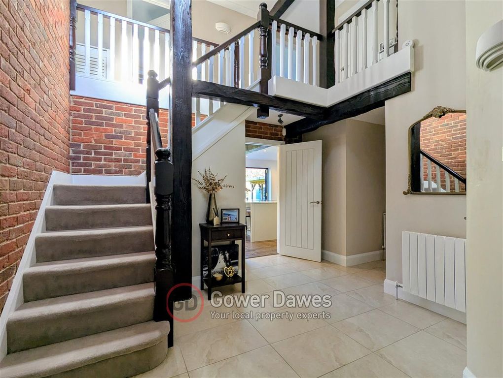 Property photo 2 of 33 Hallway