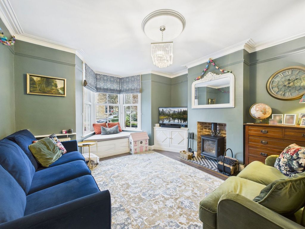 Property photo 2 of 18