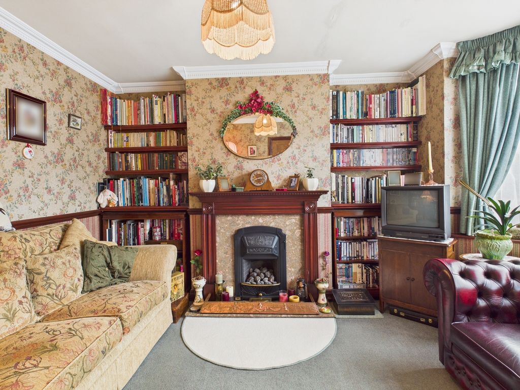 Property photo 3 of 24