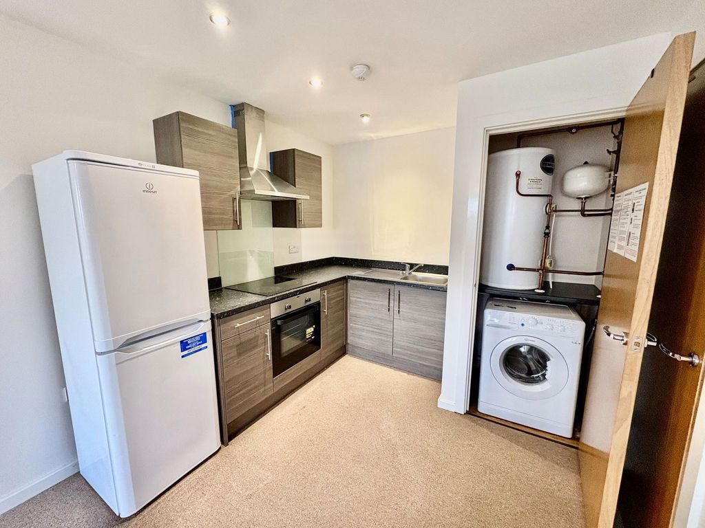 Property photo 2 of 7