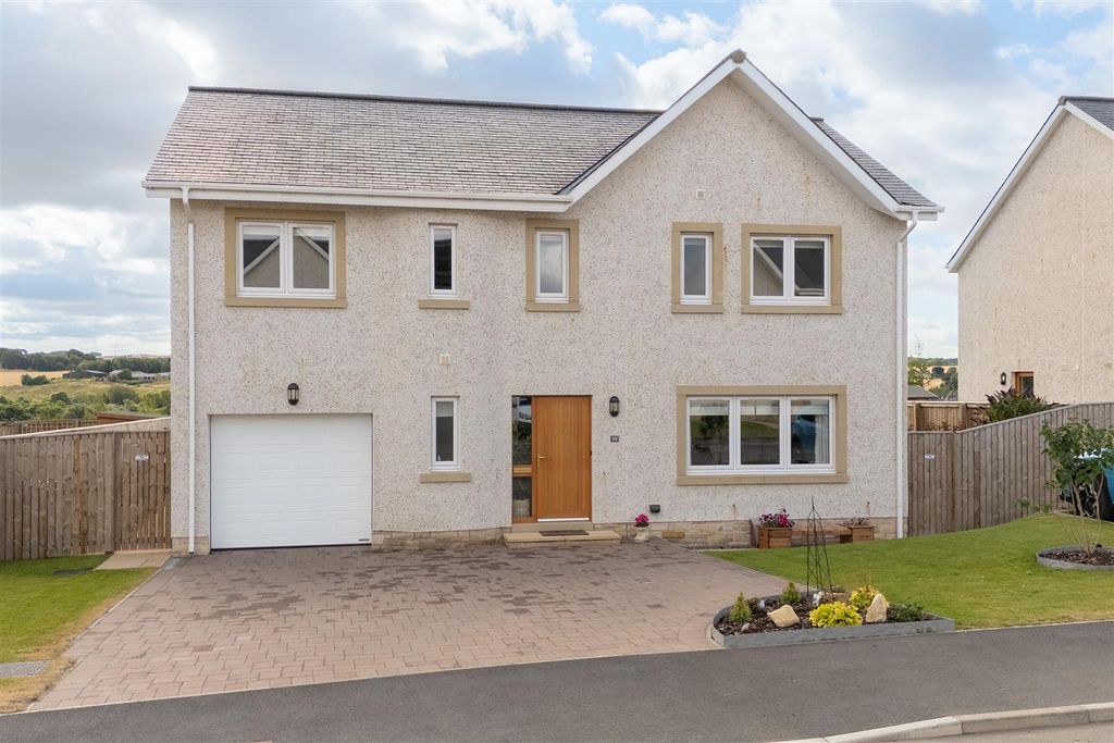 Property photo 1 of 34 55_Waldie_Griffiths_Drive_Kelso-01.Jpg