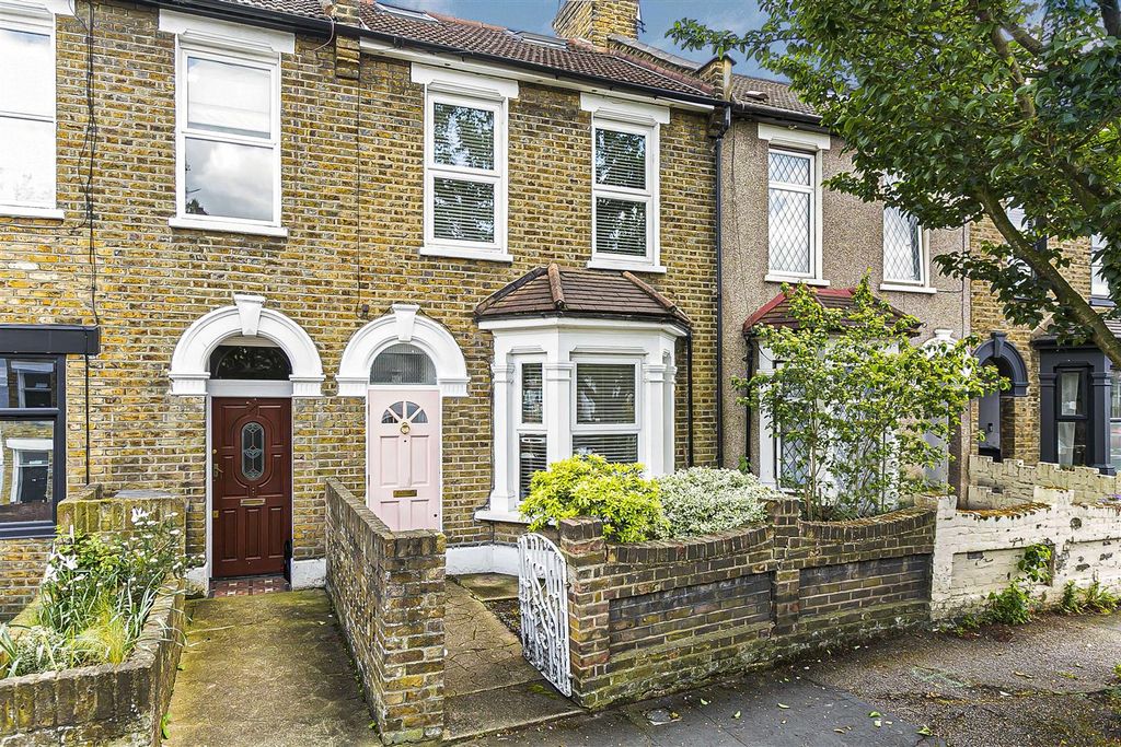 Property photo 1 of 57 1
