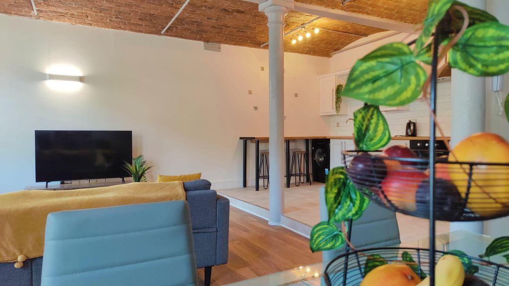 Property photo 2 of 10 Photo 1