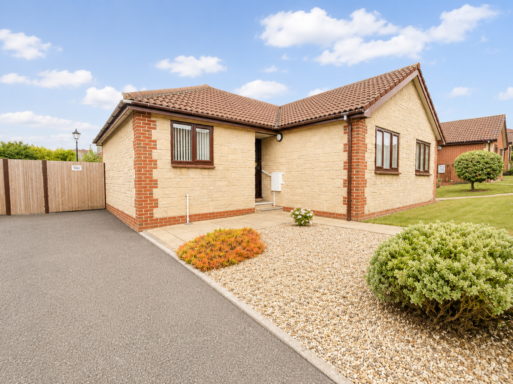 Property photo 1 of 13 A9357Ac7-9Bec-4EE8-9Fca-09B86A4B01Fe