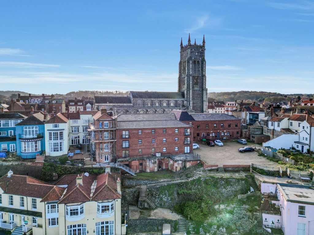 Property photo 1 of 23