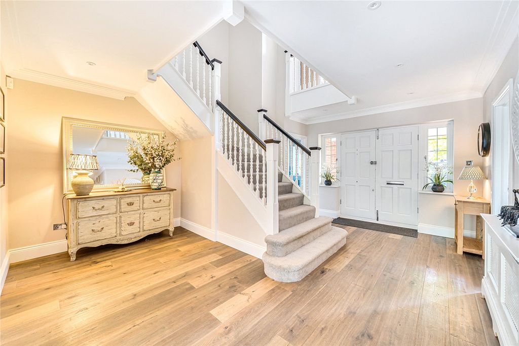 Property photo 2 of 27 Picture No. 42