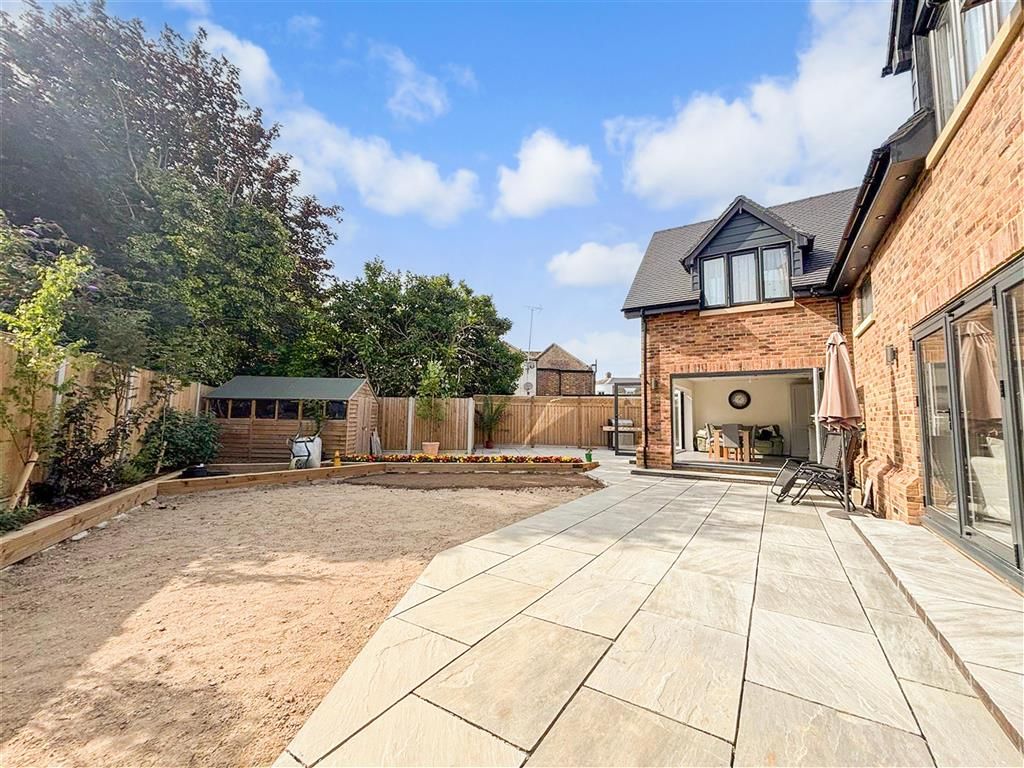 Property photo 2 of 15 Rear Garden
