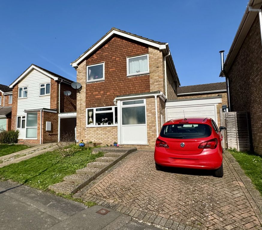 Property photo 1 of 8