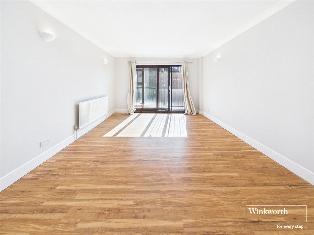 Property photo 2 of 18 Picture No. 09