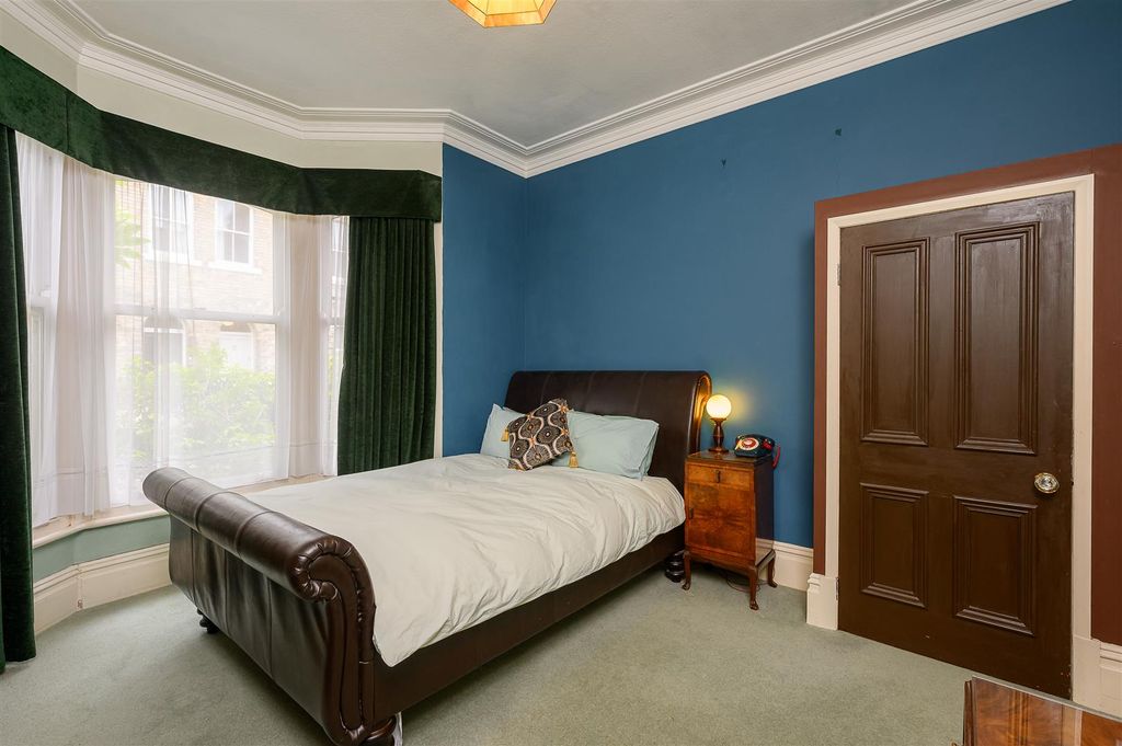 Property photo 3 of 11 Bedroom One 1
