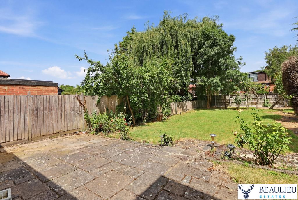 Property photo 1 of 21