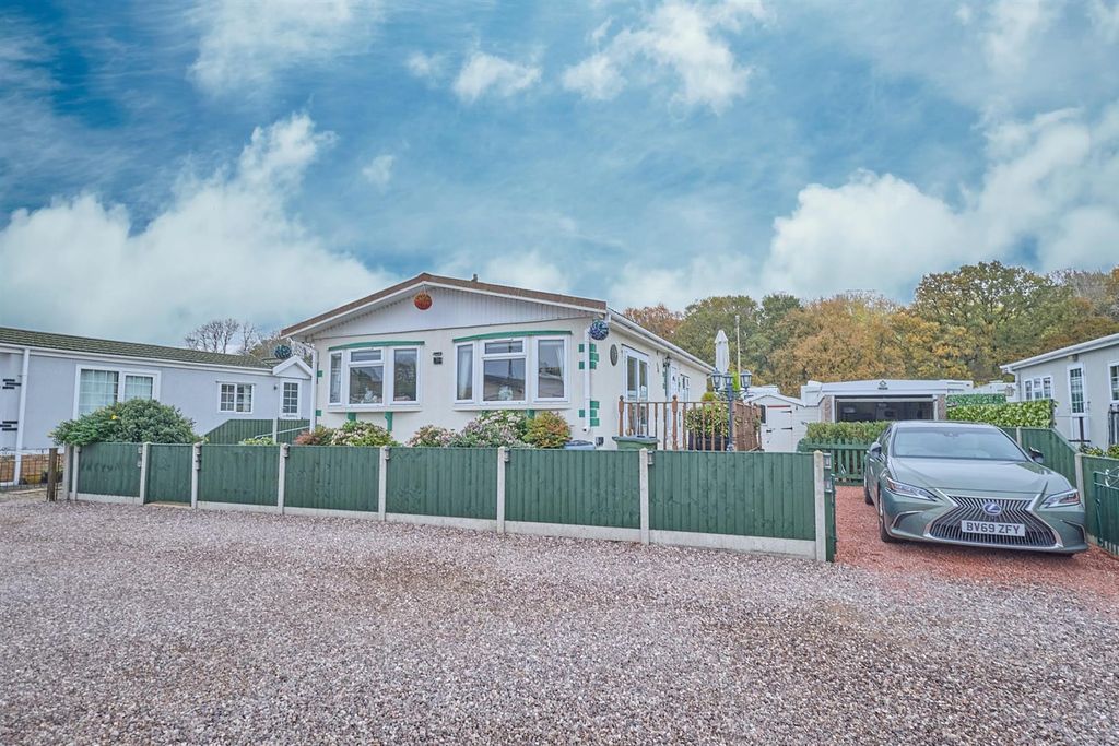 Property photo 1 of 13 Front.Jpg