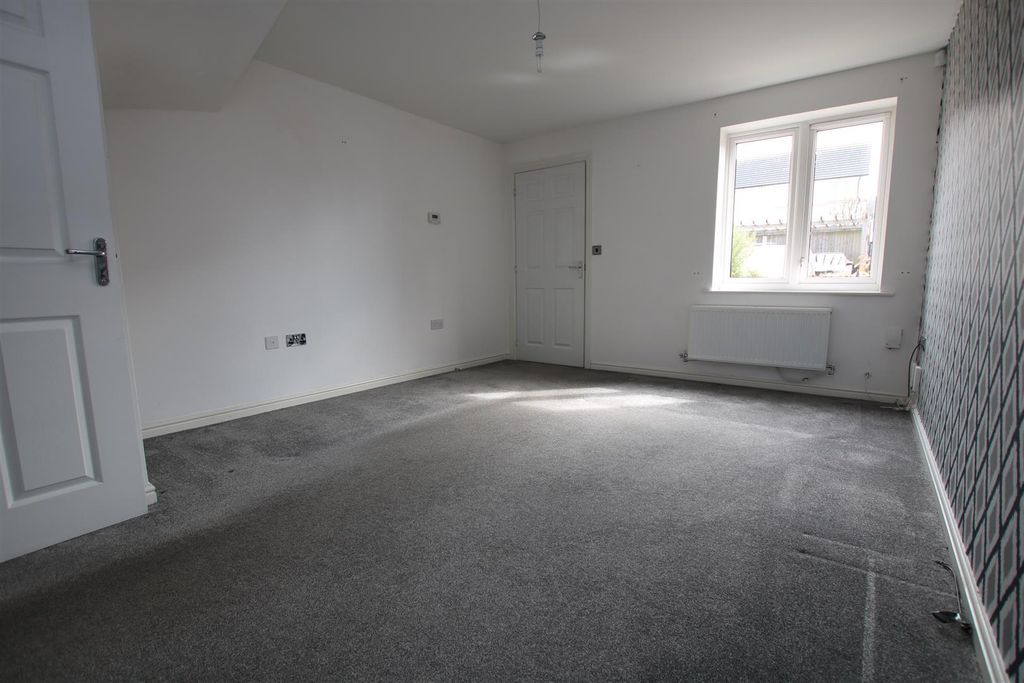 Property photo 3 of 15 Living Room 2.Jpg