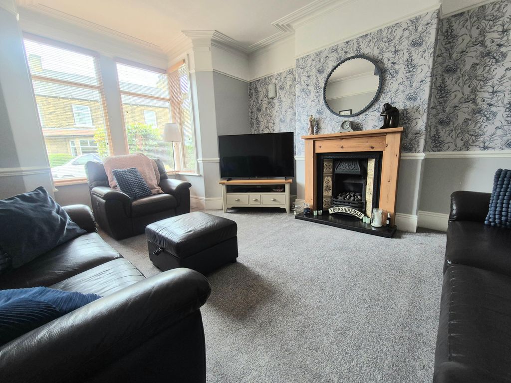 Property photo 3 of 12 Image