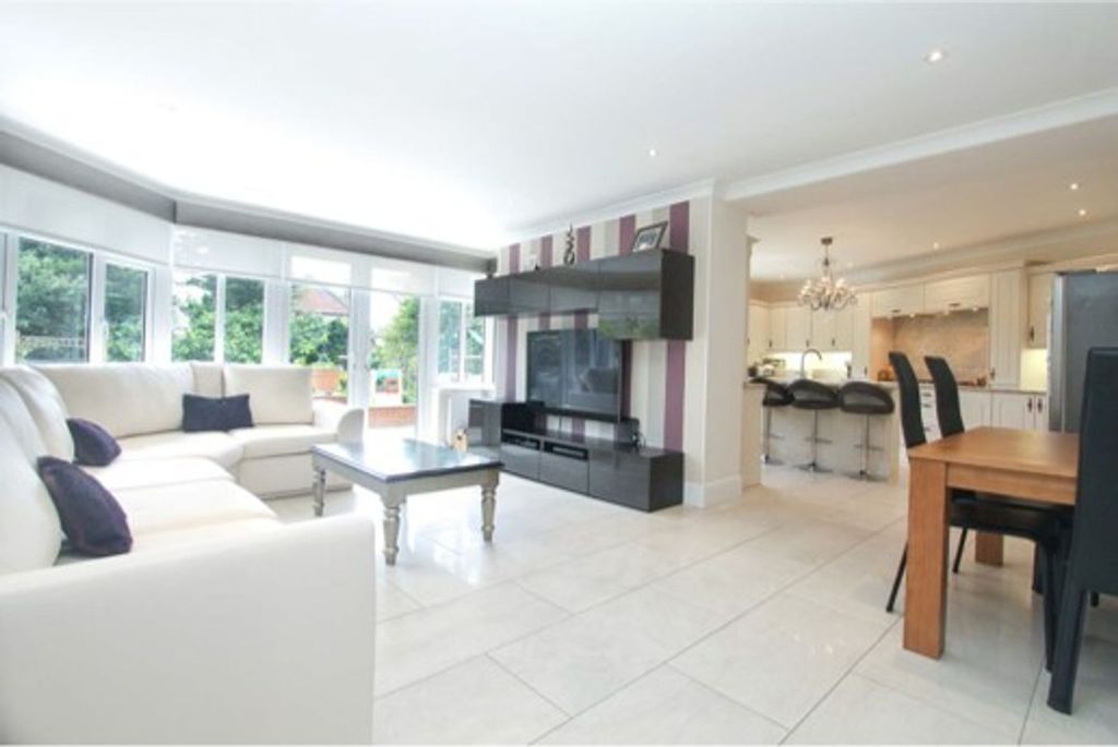 Additional image 4 of 5 bed detached house for saleOakleigh Gardens, Edgware HA8