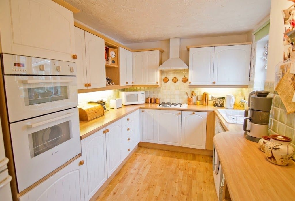 Property photo 2 of 10