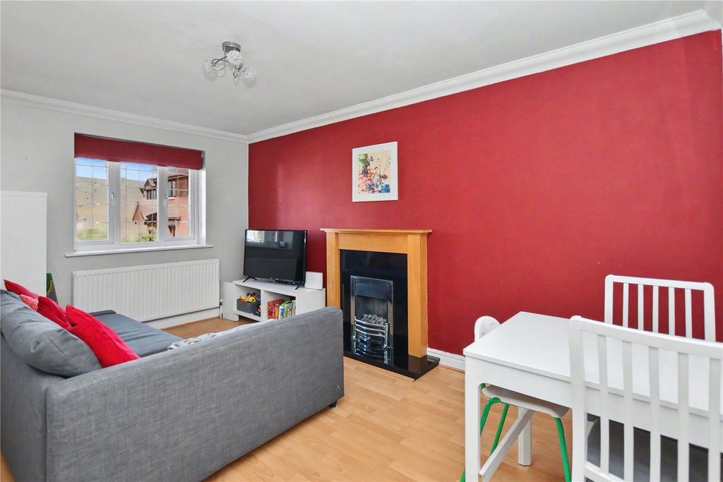 Property photo 2 of 21 Picture No. 20