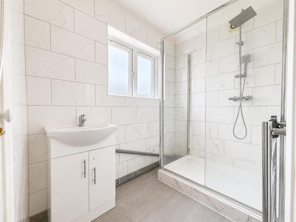 Property photo 3 of 12 Shower Room/ WC