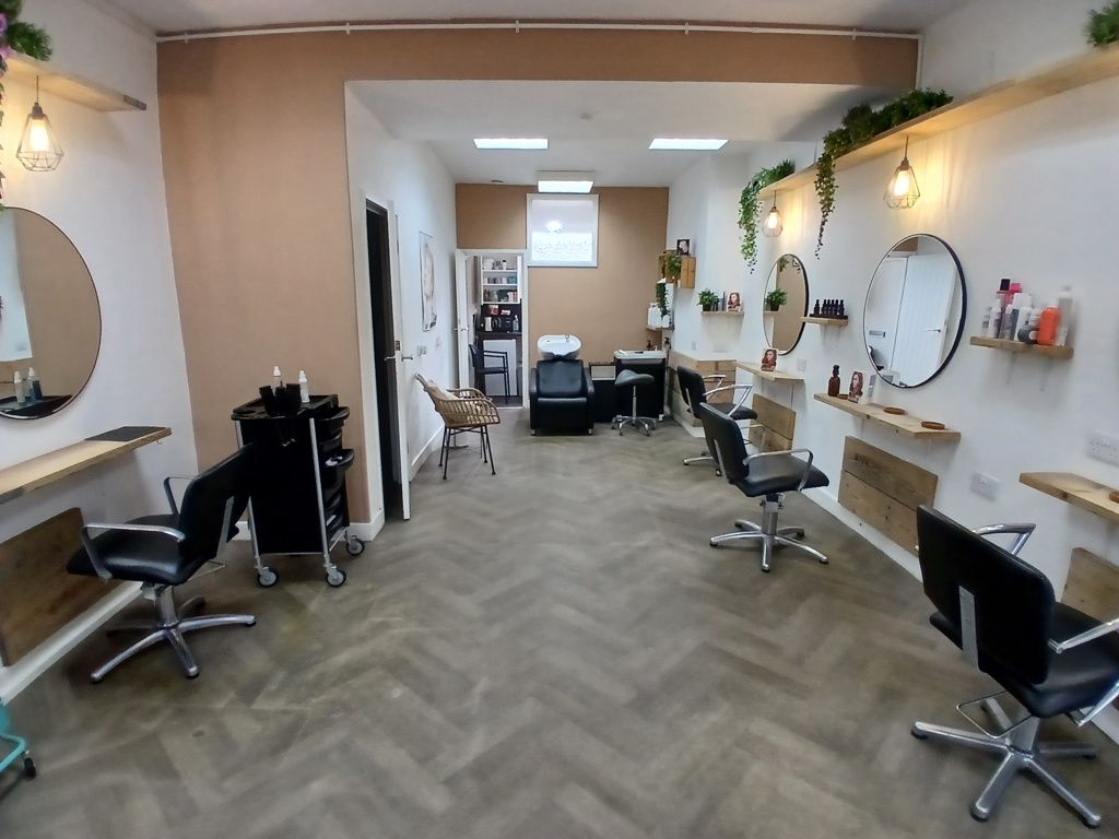 Property photo 2 of 10 Photo 11