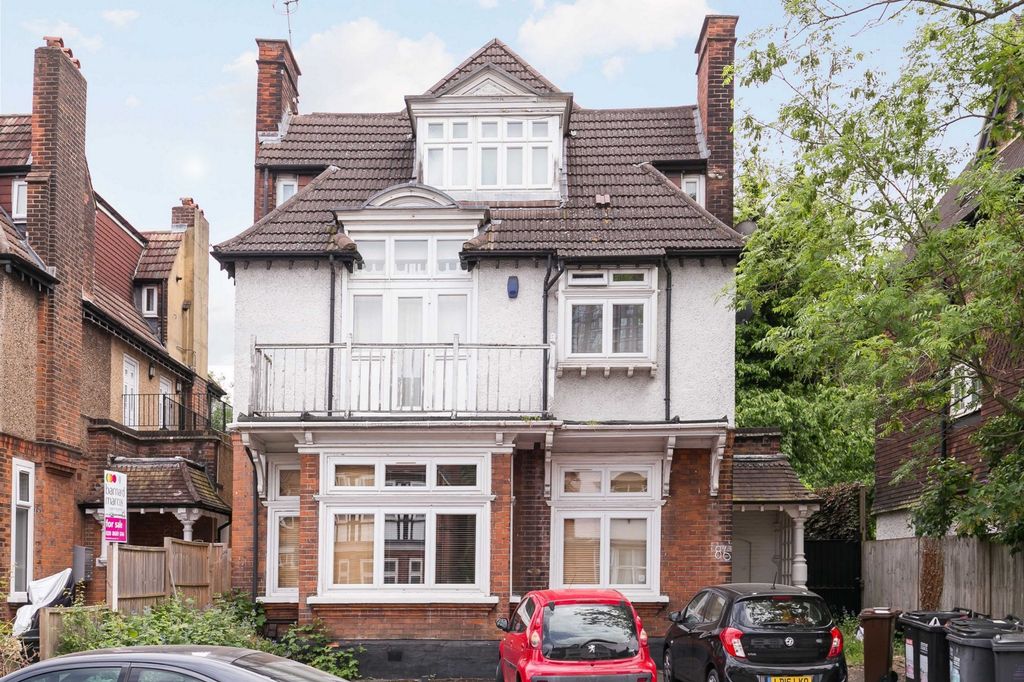 Property photo 1 of 6