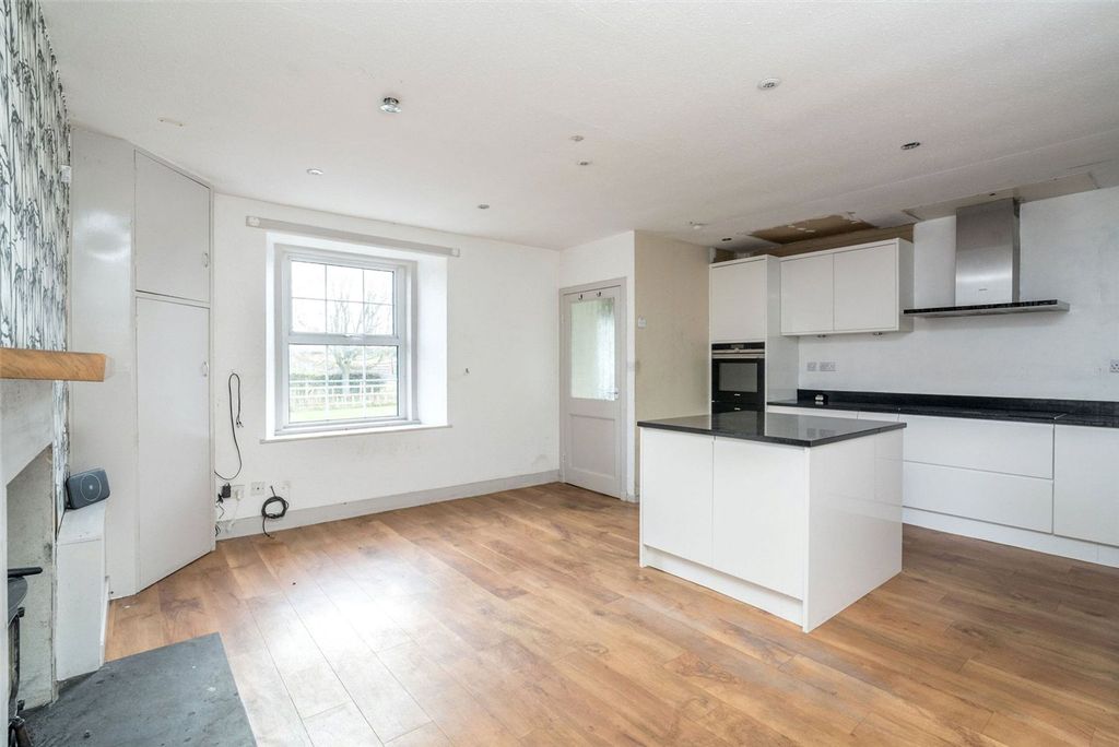 Property photo 3 of 19 Open Plan Kitchen