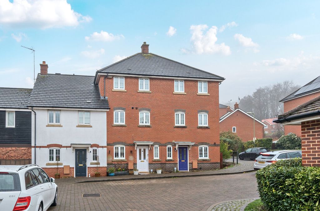 Property photo 1 of 12 1411380-4-6996E59...