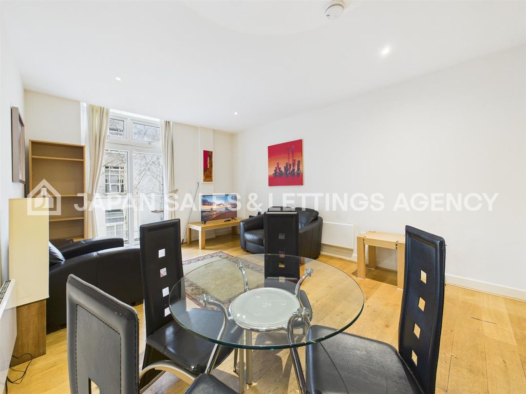 Property photo 3 of 12 Cam04401G0-Pr0101-Still008.Jpg